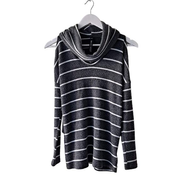 Design Lab Lord & Taylor Top Striped Cowl Neck Cold Shoulder Gray White Size XS - Picture 1 of 16